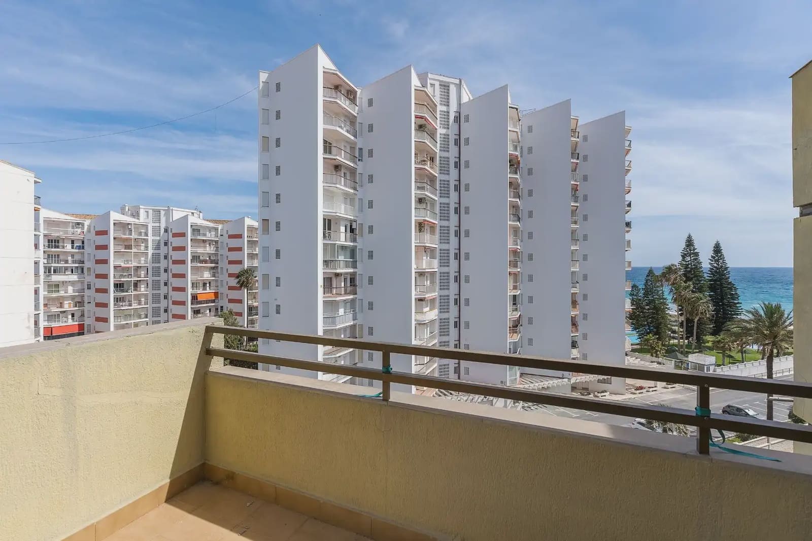 2 bedroom Flat for sale in Salobrena with pool - € 260,000 (Ref: 9848105)