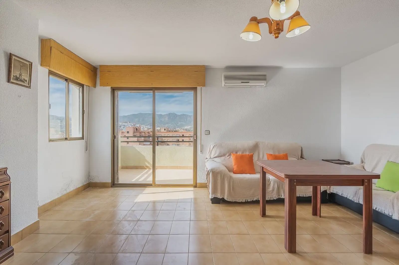 2 bedroom Flat for sale in Salobrena with pool - € 260,000 (Ref: 9848105)