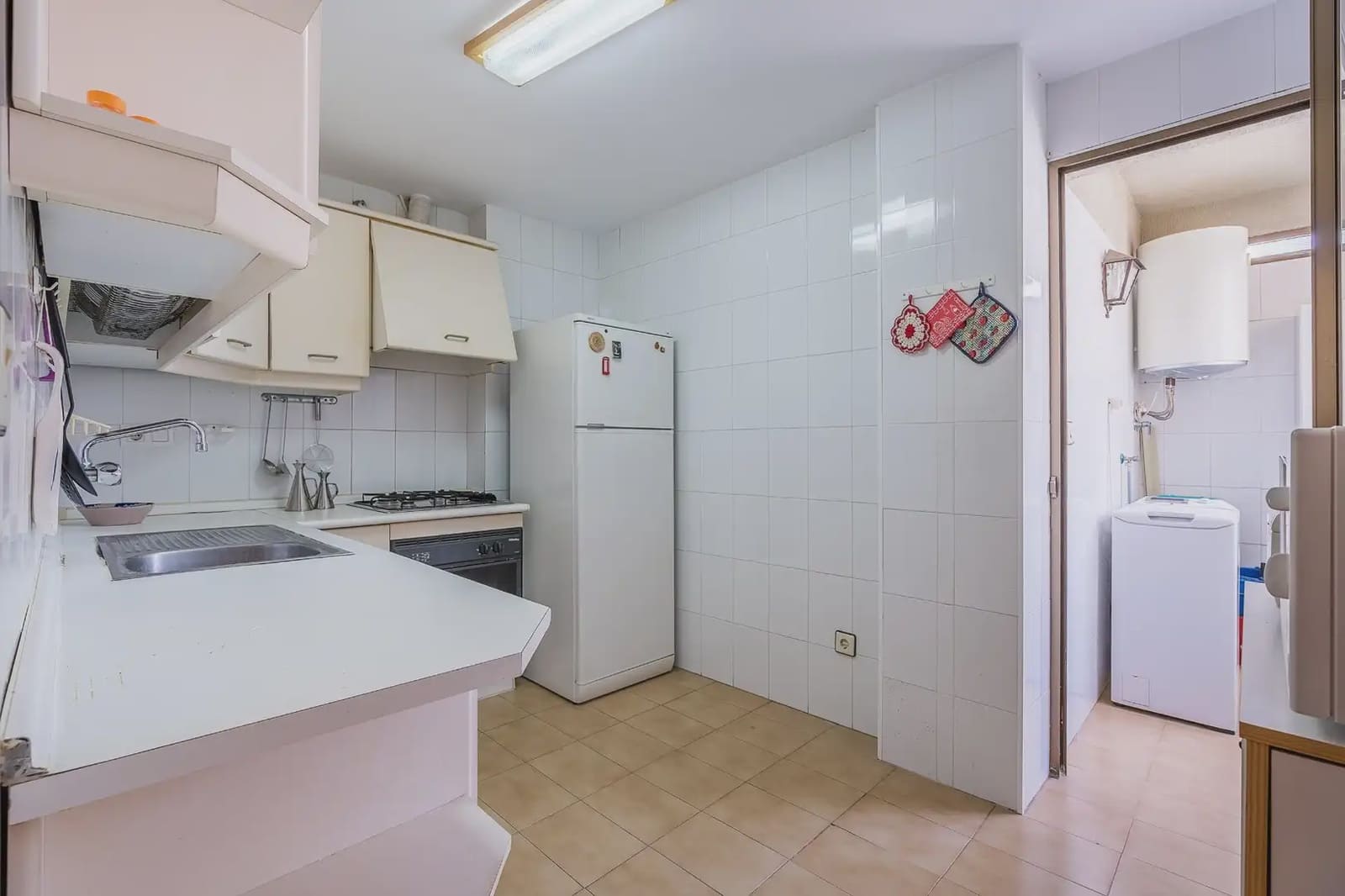 2 bedroom Flat for sale in Salobrena with pool - € 260,000 (Ref: 9848105)