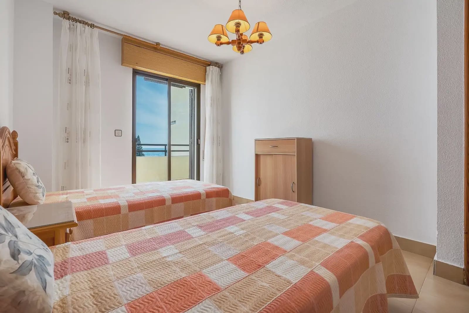 2 bedroom Flat for sale in Salobrena with pool - € 260,000 (Ref: 9848105)