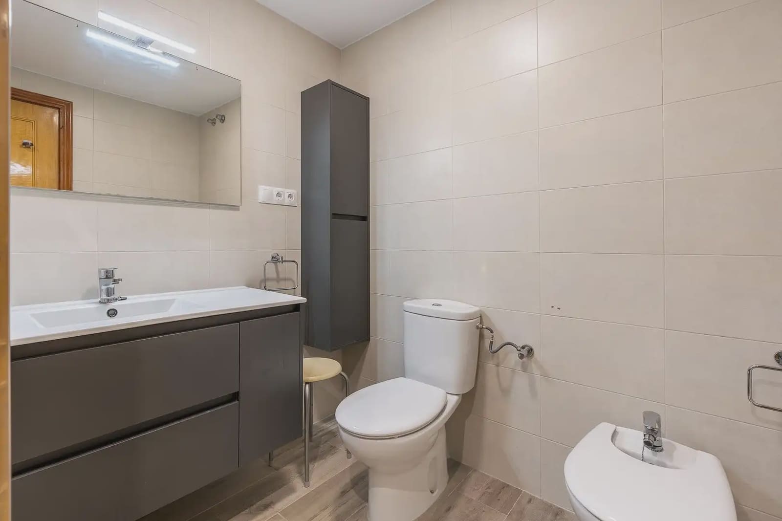 2 bedroom Flat for sale in Salobrena with pool - € 260,000 (Ref: 9848105)