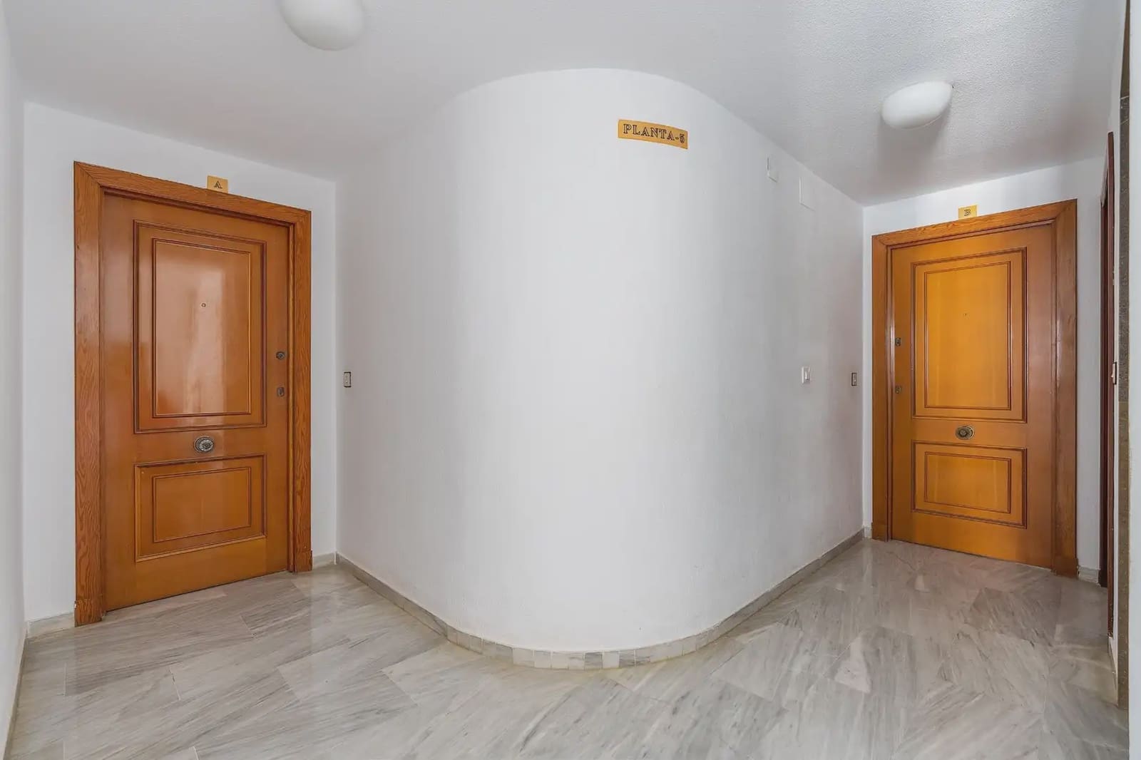 2 bedroom Flat for sale in Salobrena with pool - € 260,000 (Ref: 9848105)