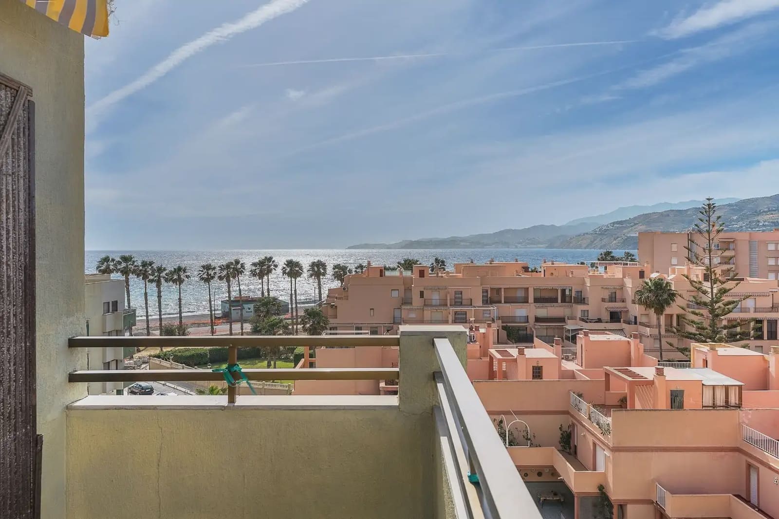 2 bedroom Flat for sale in Salobrena with pool - € 260,000 (Ref: 9848105)