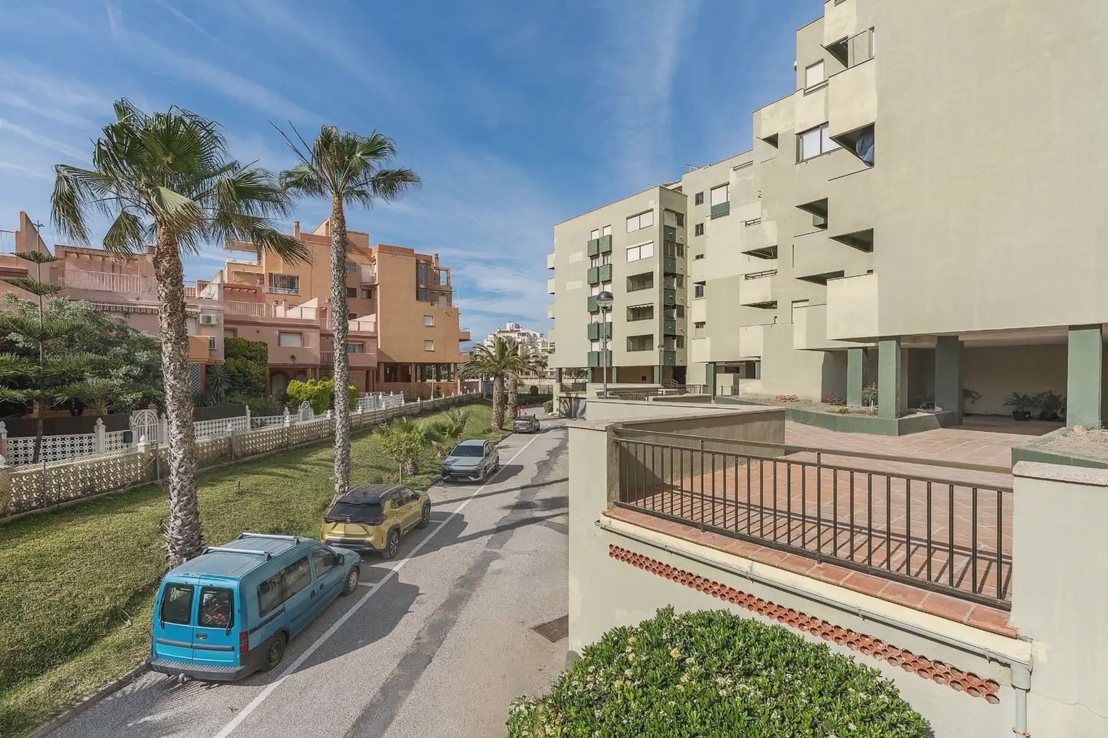 2 bedroom Flat for sale in Salobrena with pool - € 260,000 (Ref: 9848105)