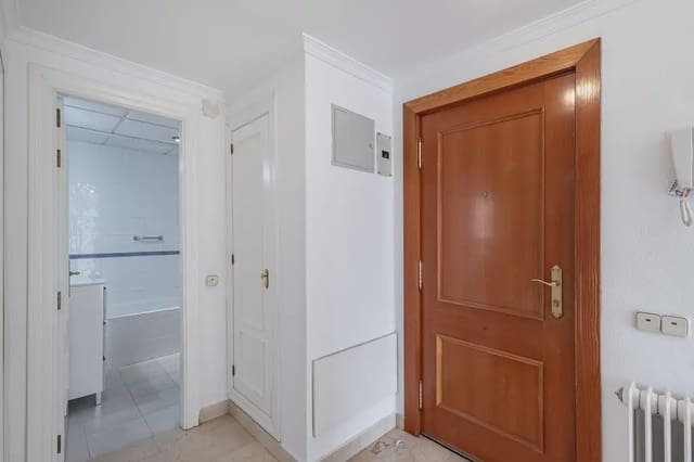 2 Zimmer Wohnung zu vermieten in Centro - Sagrario, Granada Stadt mit Garage - 800 € (Ref: 9848106)