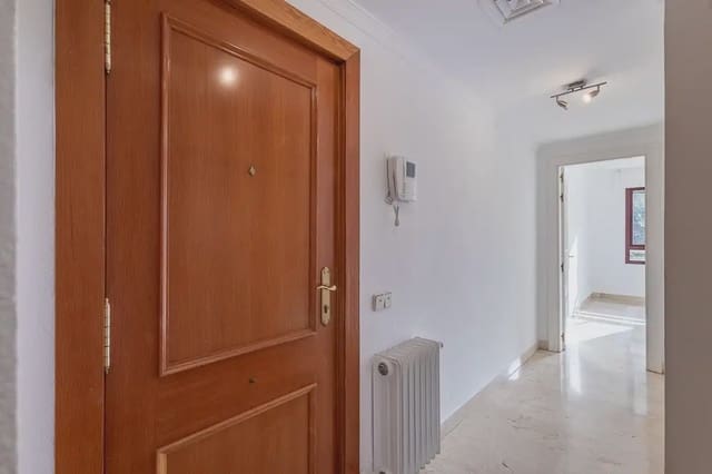 2 Zimmer Wohnung zu vermieten in Centro - Sagrario, Granada Stadt mit Garage - 800 € (Ref: 9848106)