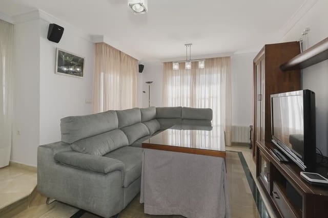5 slaapkamer Villa te koop in Gójar met zwembad garage - € 360.000 (Ref: 9848107)