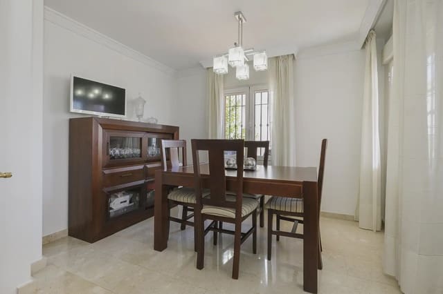 5 slaapkamer Villa te koop in Gójar met zwembad garage - € 360.000 (Ref: 9848107)