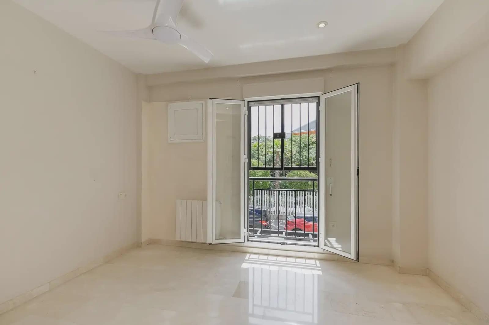 4 slaapkamer Huis te koop in Armilla met garage - € 349.000 (Ref: 9848108)