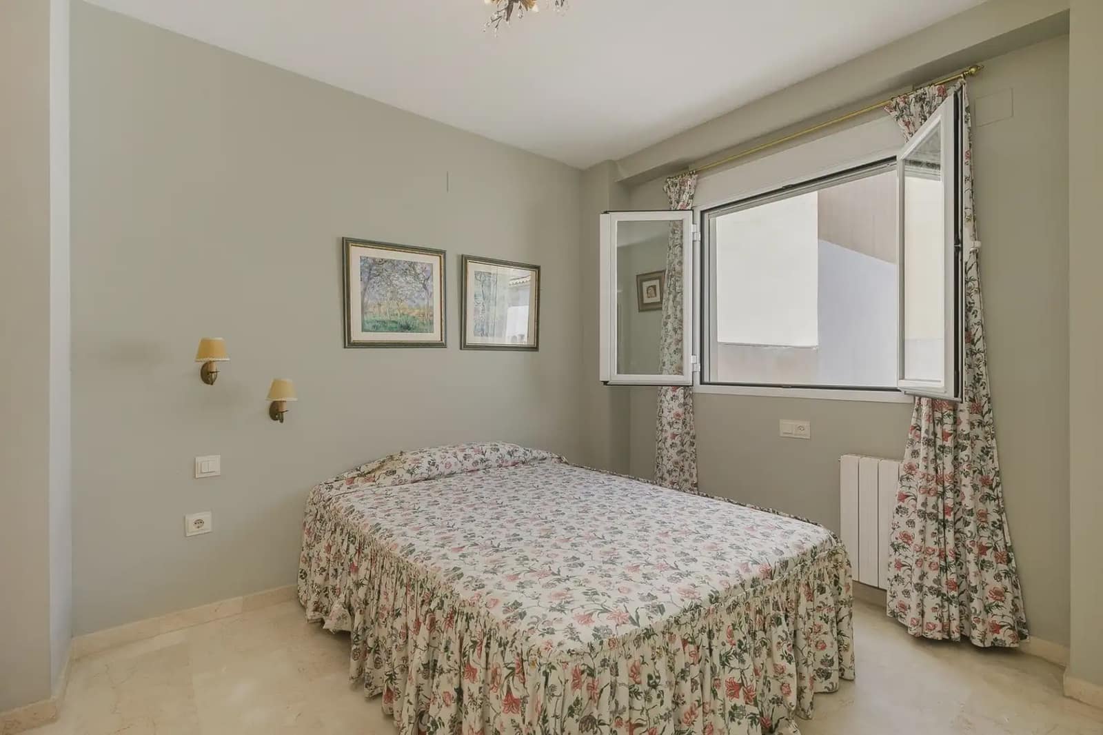 4 slaapkamer Huis te koop in Armilla met garage - € 349.000 (Ref: 9848108)