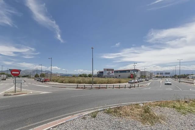 Tomt till salu i Zaidin, Granada stad - 750 000 € (Ref: 9848109)