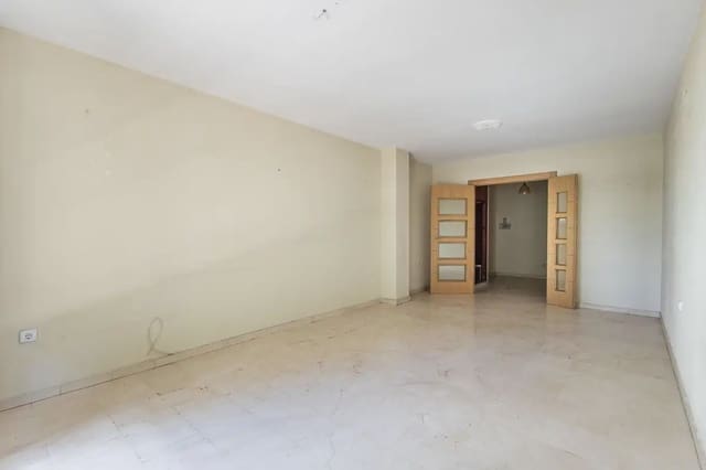 4 soveværelse Lejlighed til salg i Cervantes, Granada by med garage - € 315.000 (Ref: 9848424)