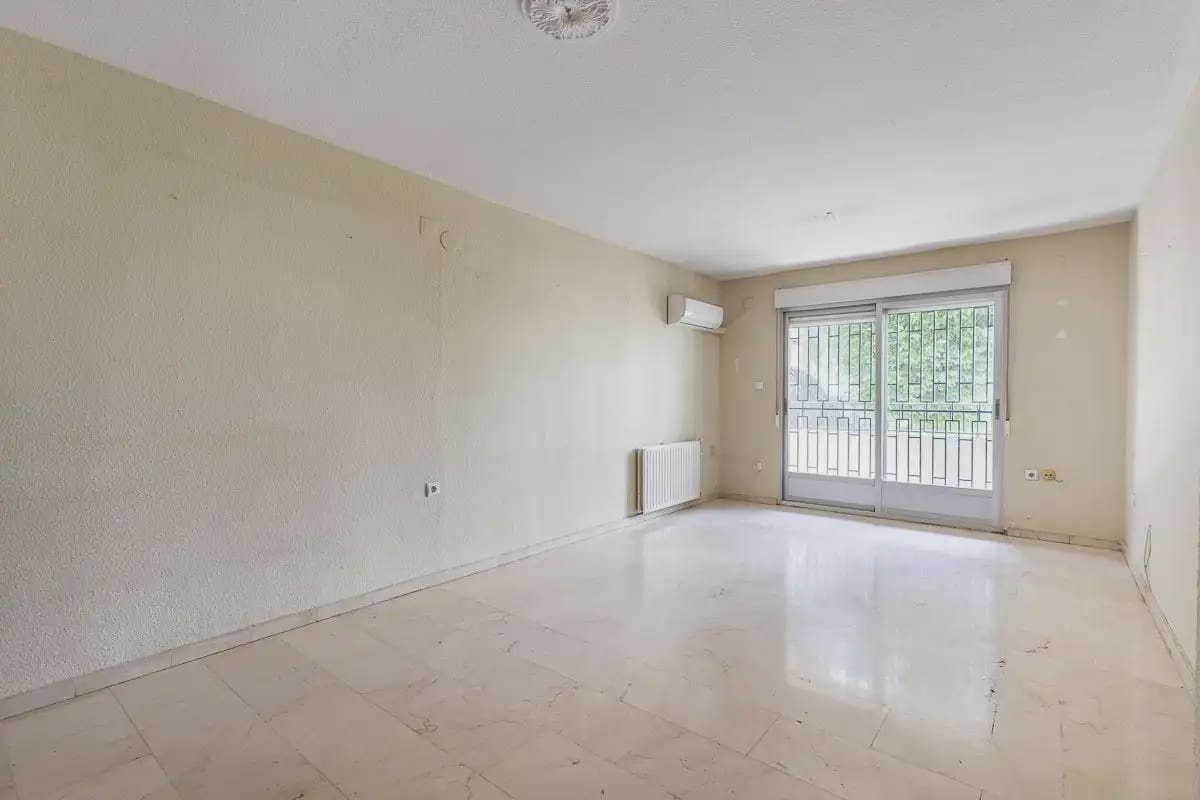 4 soveværelse Lejlighed til salg i Granada by med garage - € 315.000 (Ref: 9848424)