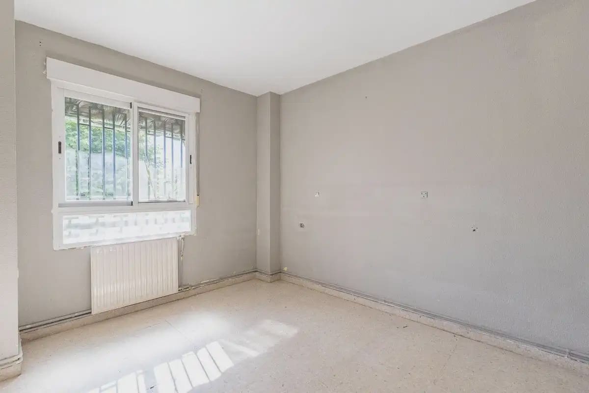 4 soveværelse Lejlighed til salg i Granada by med garage - € 315.000 (Ref: 9848424)