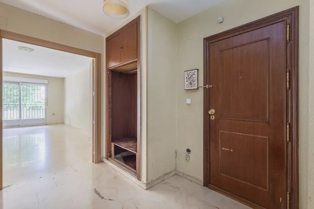 4 soveværelse Lejlighed til salg i Granada by med garage - € 315.000 (Ref: 9848424)