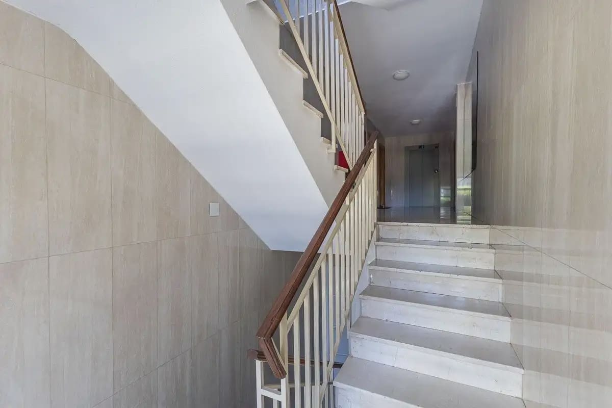 4 soveværelse Lejlighed til salg i Granada by med garage - € 315.000 (Ref: 9848424)