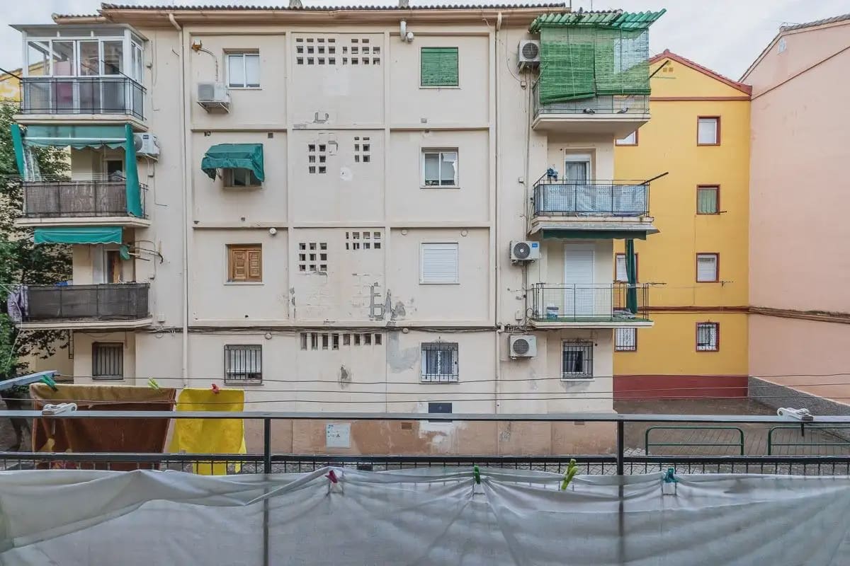 3 soveværelse Lejlighed til salg i Granada by - € 125.000 (Ref: 9848425)