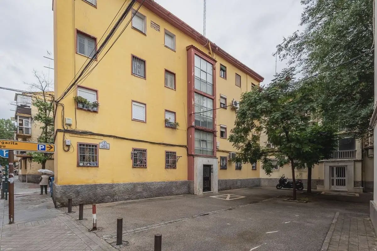 3 soveværelse Lejlighed til salg i Granada by - € 125.000 (Ref: 9848425)
