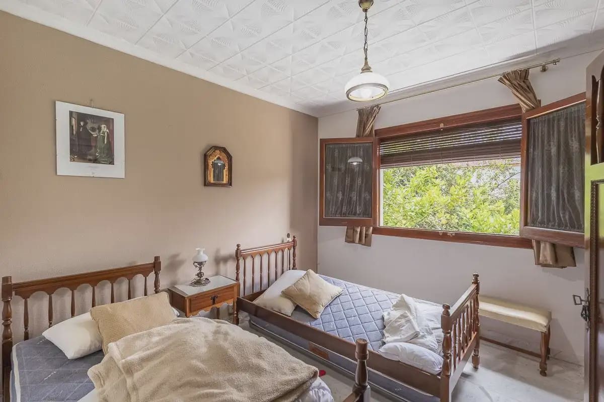 7 soverom Villa til salgs i Huetor Vega med svømmebasseng garasje - € 875 000 (Ref: 9848428)