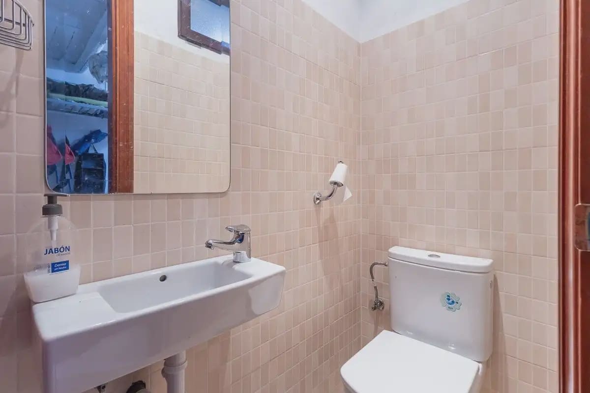 7 soverom Villa til salgs i Huetor Vega med svømmebasseng garasje - € 875 000 (Ref: 9848428)
