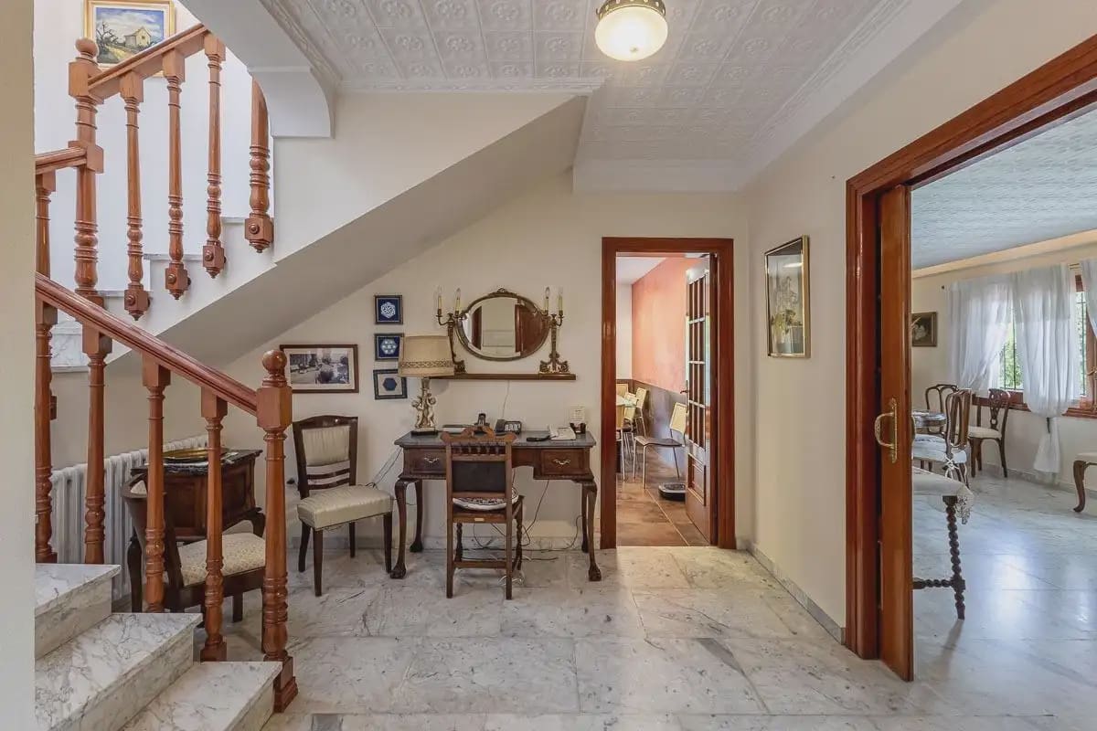 7 soverom Villa til salgs i Huetor Vega med svømmebasseng garasje - € 875 000 (Ref: 9848428)