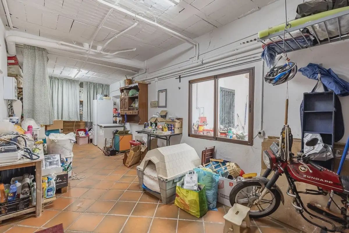 7 soverom Villa til salgs i Huetor Vega med svømmebasseng garasje - € 875 000 (Ref: 9848428)