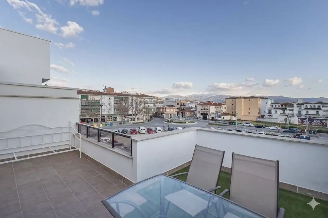 4 Zimmer Haus zu verkaufen in Maracena mit Garage - 439.000 € (Ref: 9848430)