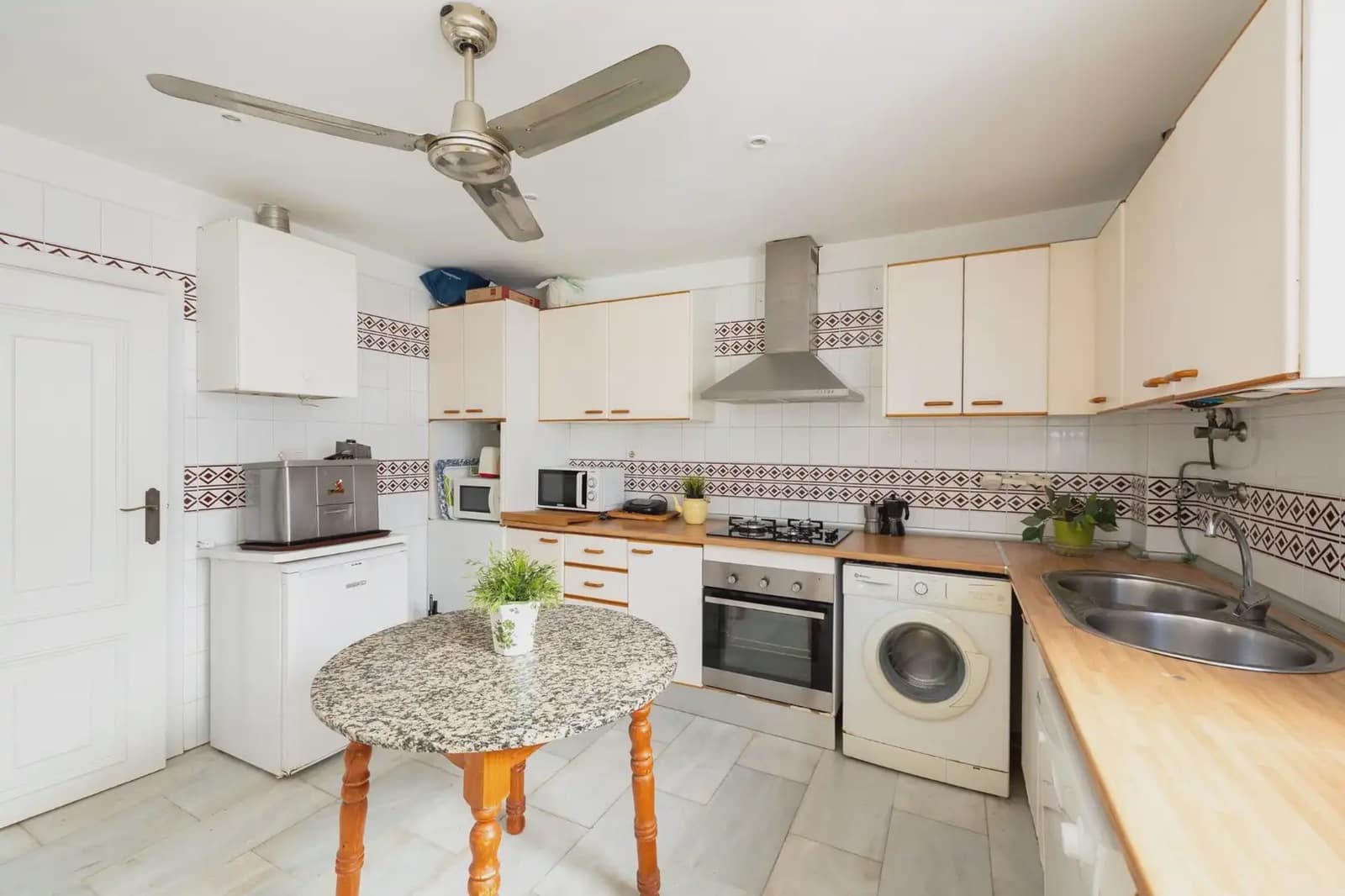 8 chambre Villa/Maison Semi-Mitoyenne à vendre à Motril - 480 000 € (Ref: 9848904)