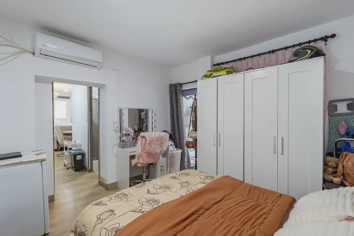 Erhverv til salg i Granada by - € 80.000 (Ref: 9850065)