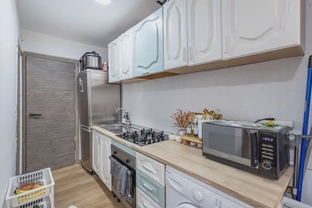 Erhverv til salg i Zaidin, Granada by - € 80.000 (Ref: 9850065)