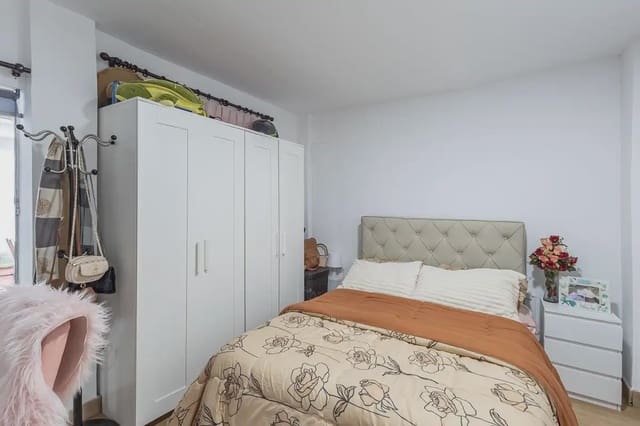 Erhverv til salg i Zaidin, Granada by - € 80.000 (Ref: 9850065)