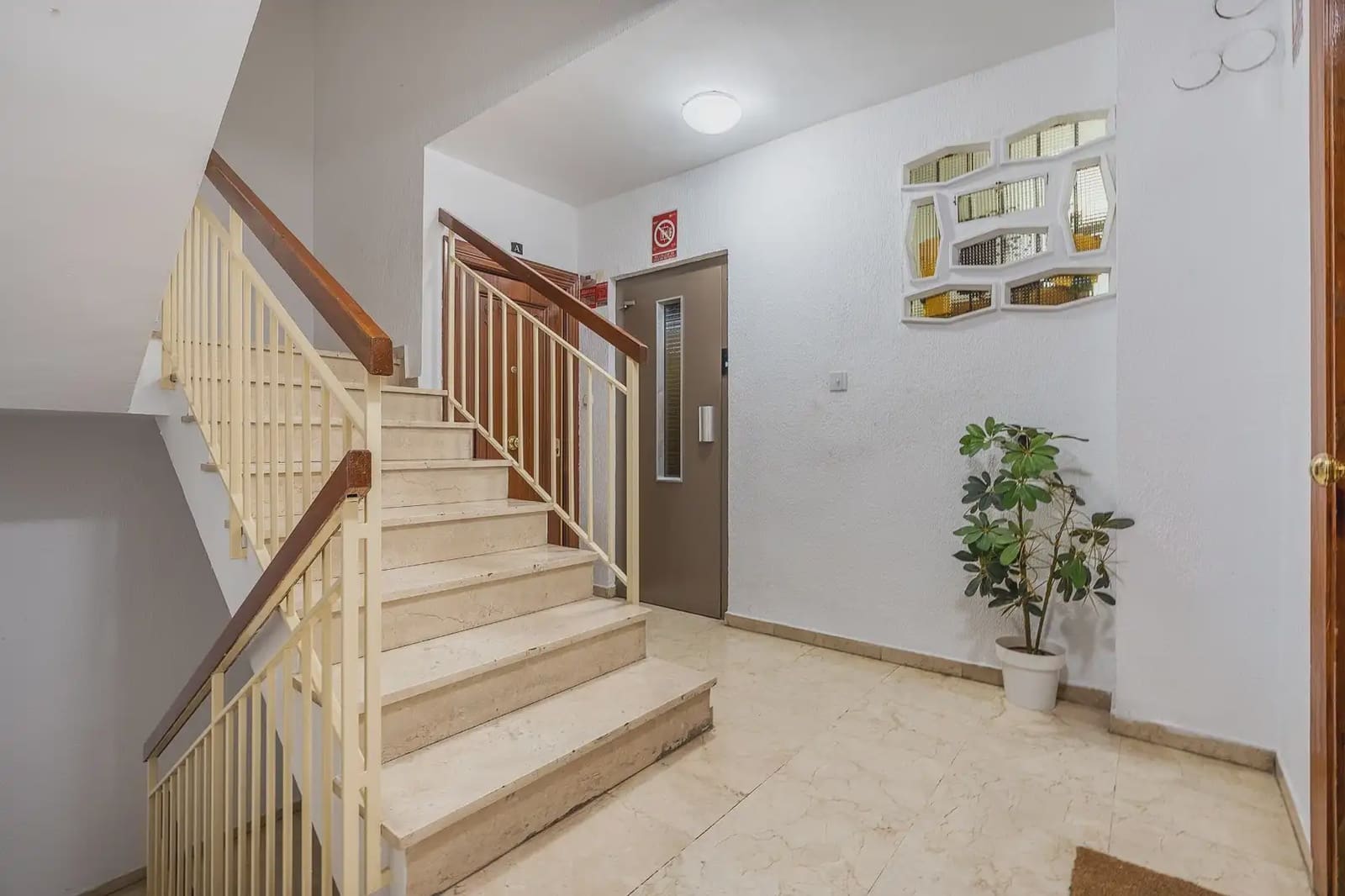 3 sovrum Lägenhet till salu i Granada stad - 375 000 € (Ref: 9850067)