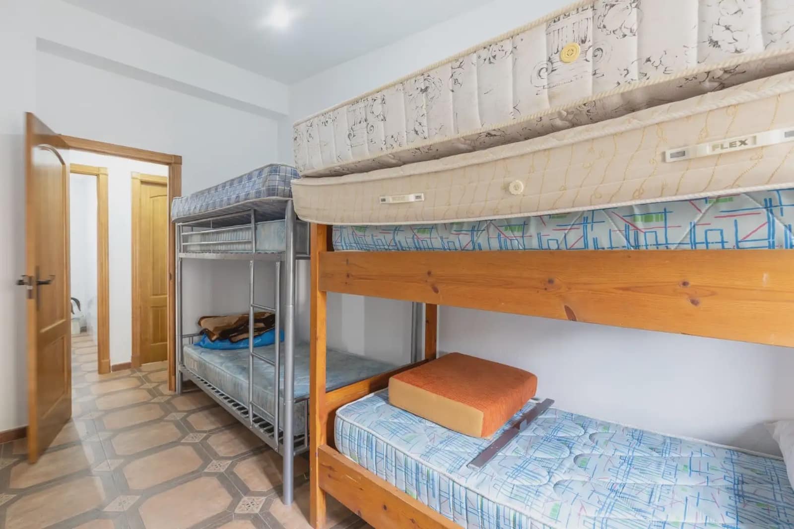 4 soverom Finca/Herregård til salgs i Niguelas - € 160 000 (Ref: 9850073)