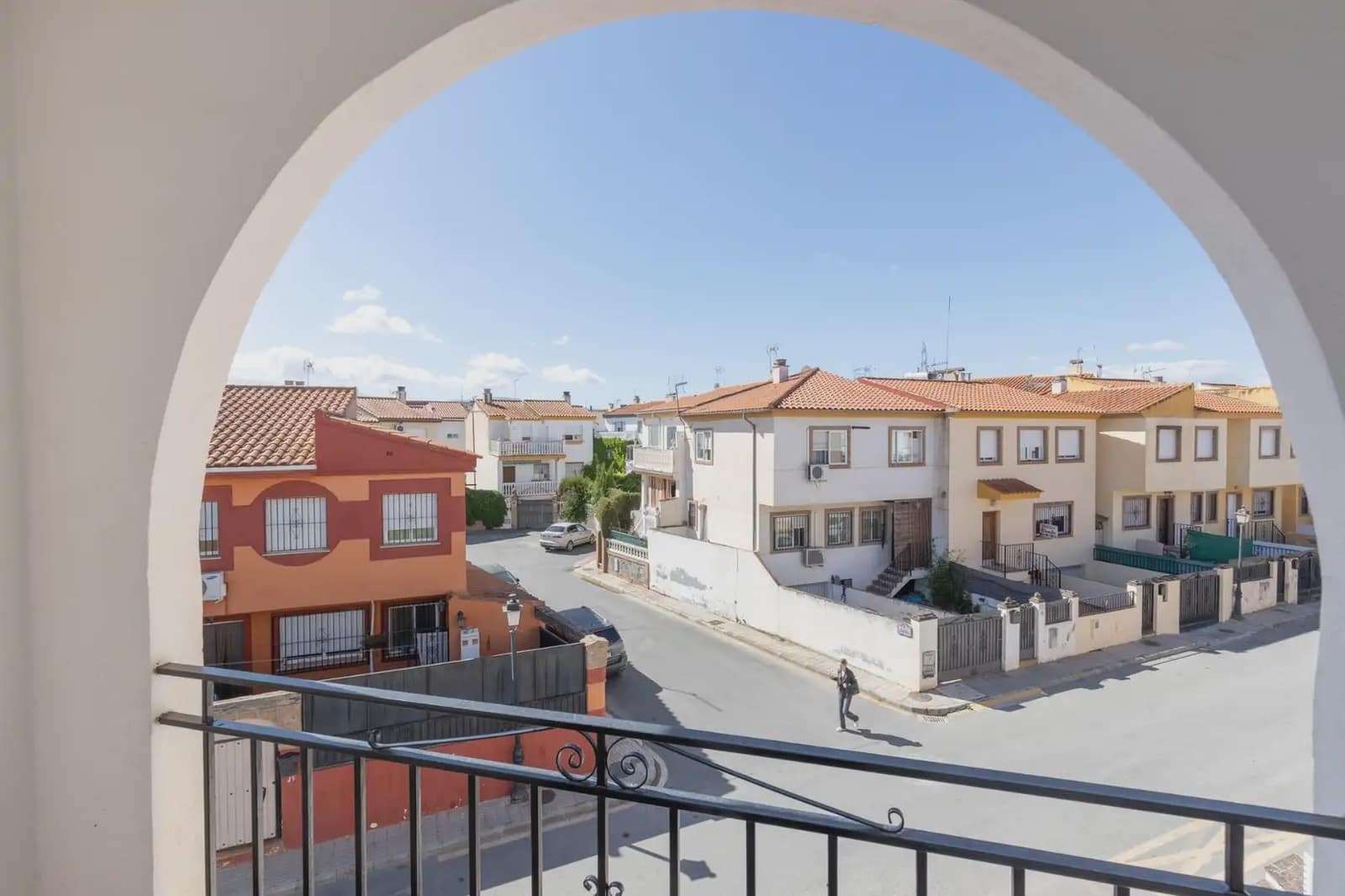 3 bedroom Semi-detached Villa for sale in Las Gabias with pool garage - € 259,000 (Ref: 9850797)