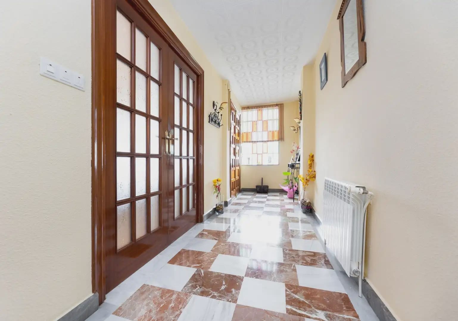 4 bedroom Villa for sale in Alfacar with pool garage - € 430,000 (Ref: 9850798)