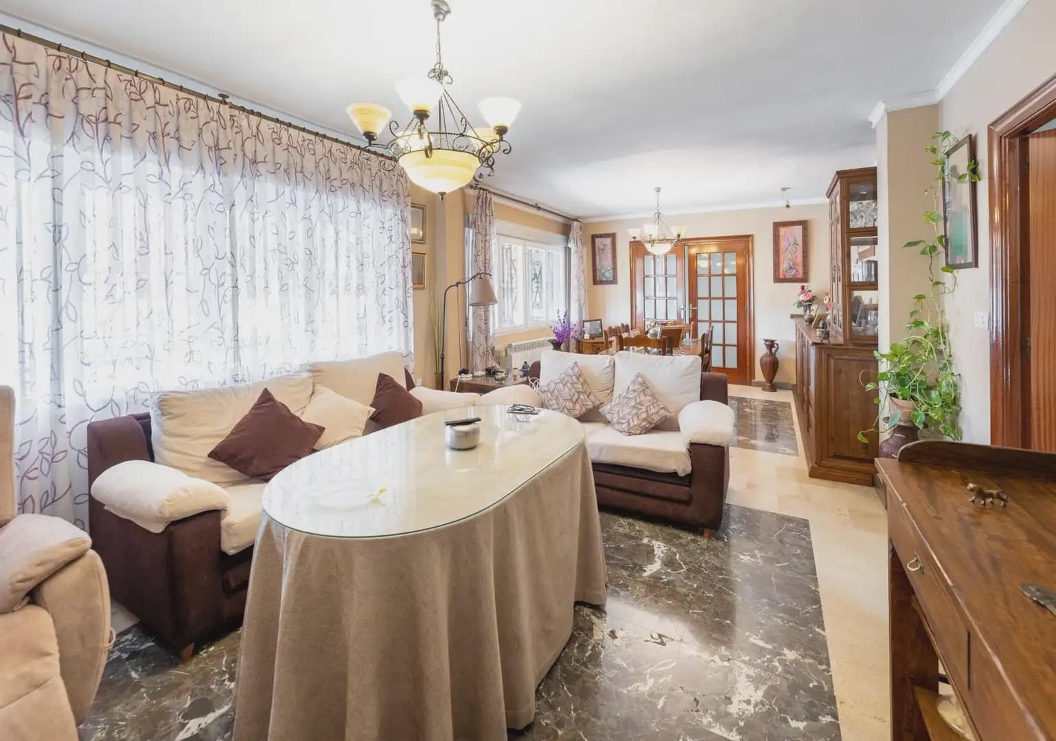 4 bedroom Villa for sale in Alfacar with pool garage - € 430,000 (Ref: 9850798)