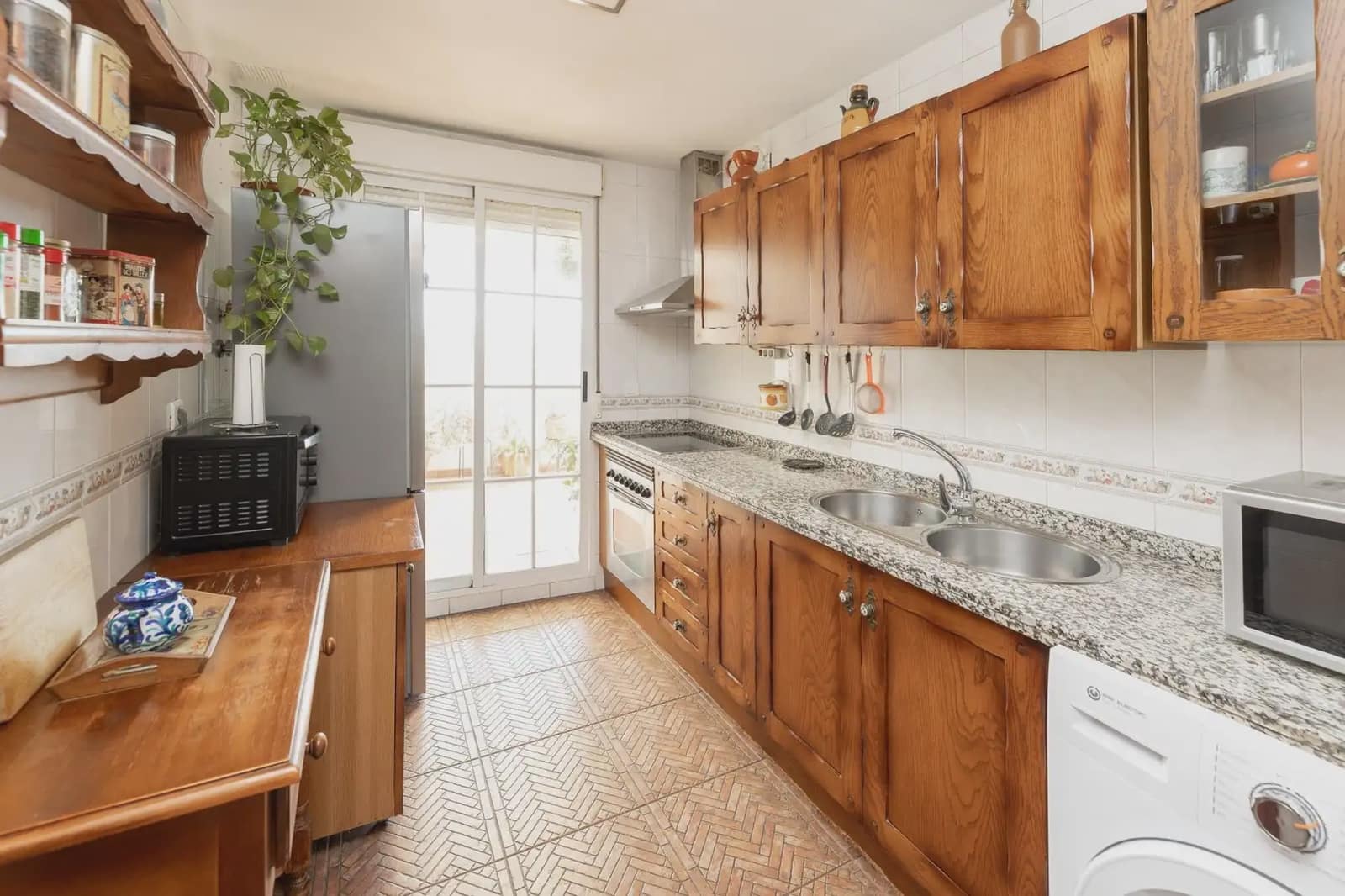 3 soveværelse Penthouse til salg i Churriana de la Vega med garage - € 275.000 (Ref: 9853011)