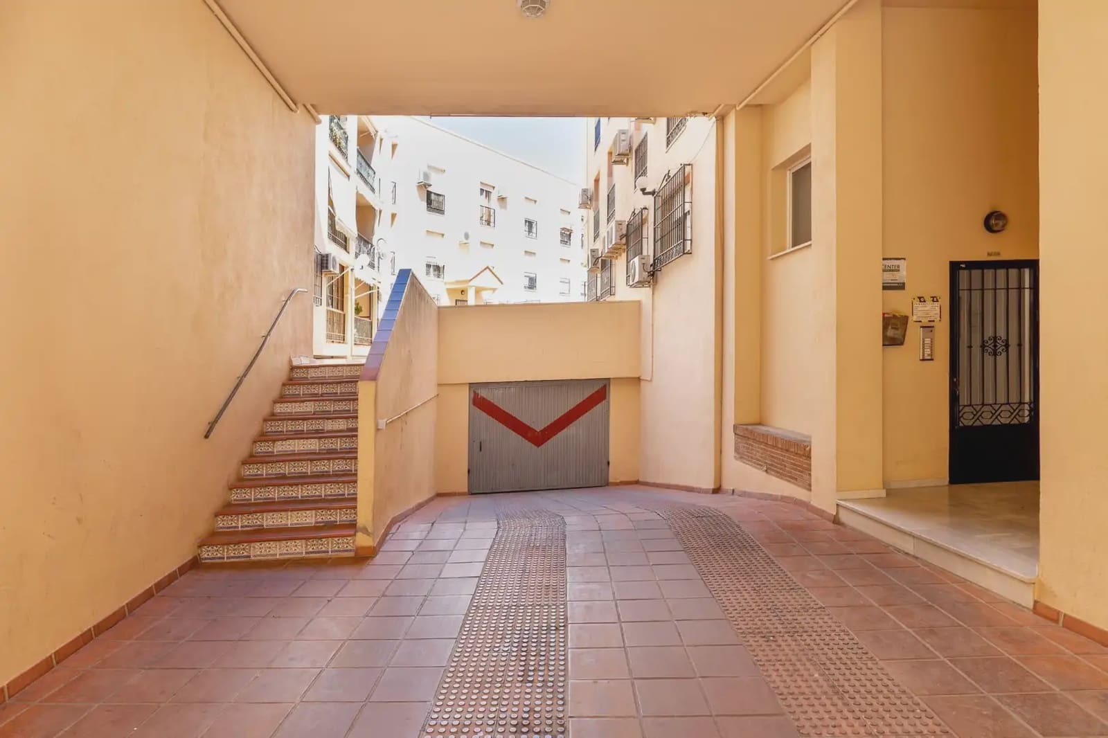 3 soveværelse Penthouse til salg i Churriana de la Vega med garage - € 275.000 (Ref: 9853011)