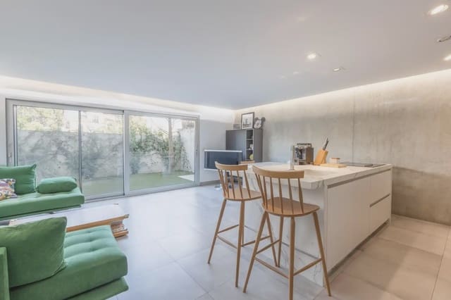 3 soverom Villa til salgs i Figares, Granada by med garasje - € 739 000 (Ref: 9853012)
