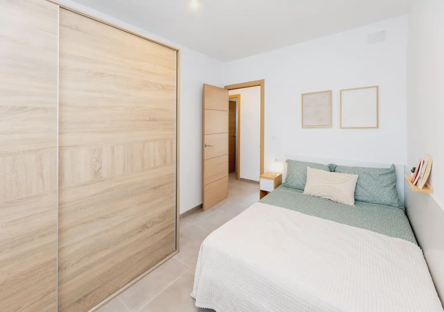 3 soveværelse Lejlighed til salg i Granada by - € 139.000 (Ref: 9854571)