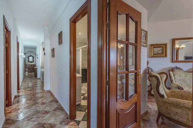 5 soverom Leilighet til salgs i Albaicin, Granada by - € 459 000 (Ref: 9854572)
