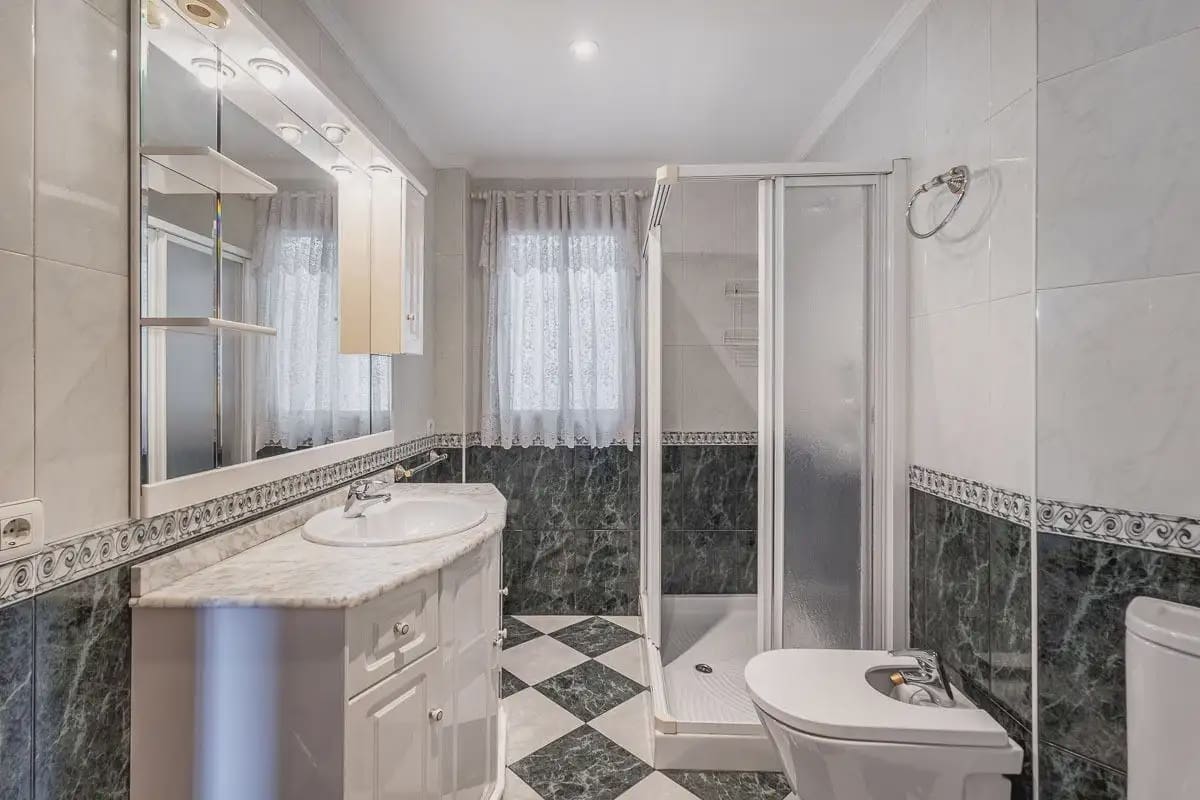 5 soverom Leilighet til salgs i Granada by - € 459 000 (Ref: 9854572)