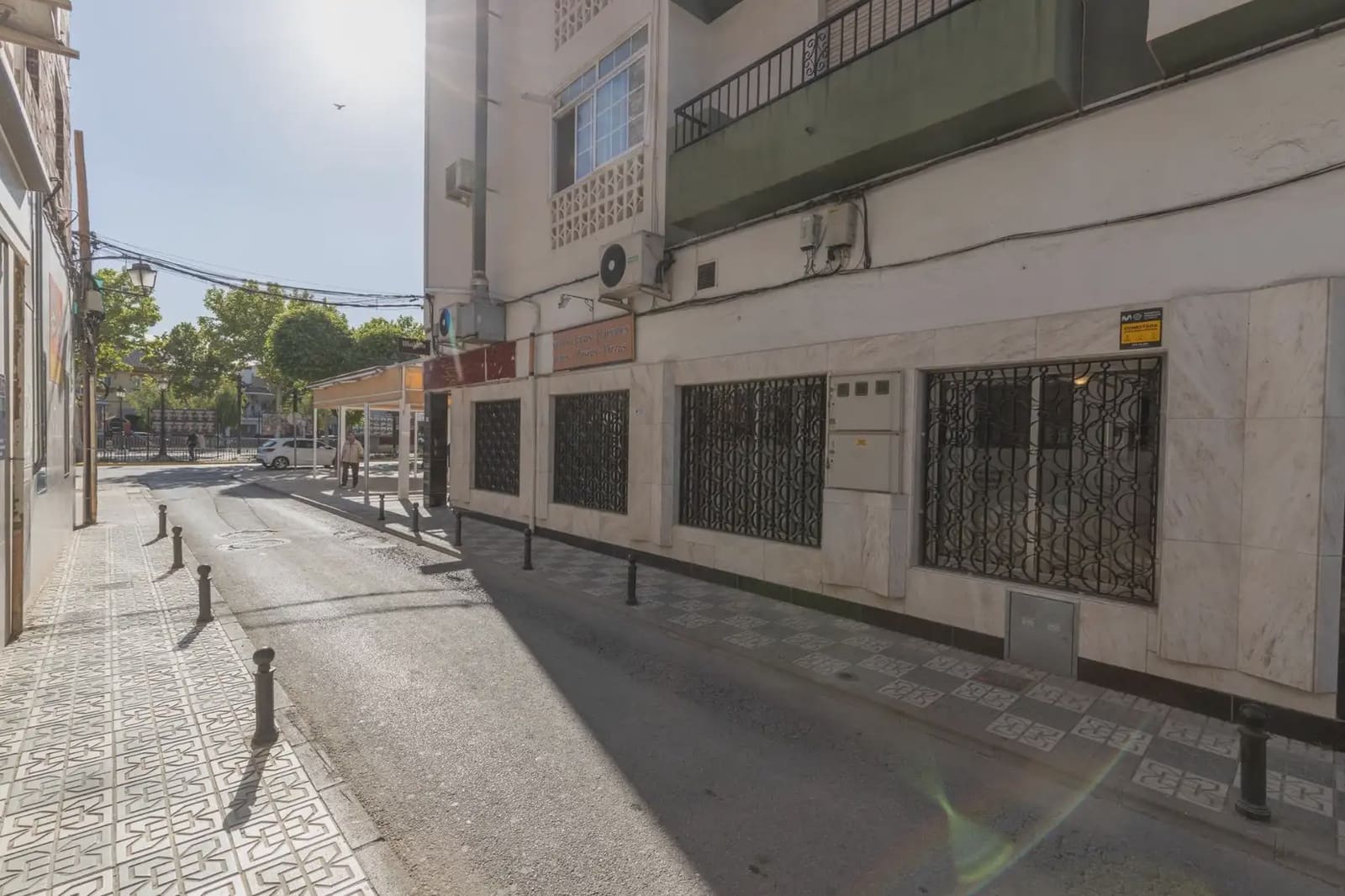Erhverv til salg i Fuente Vaqueros - € 149.900 (Ref: 9854685)