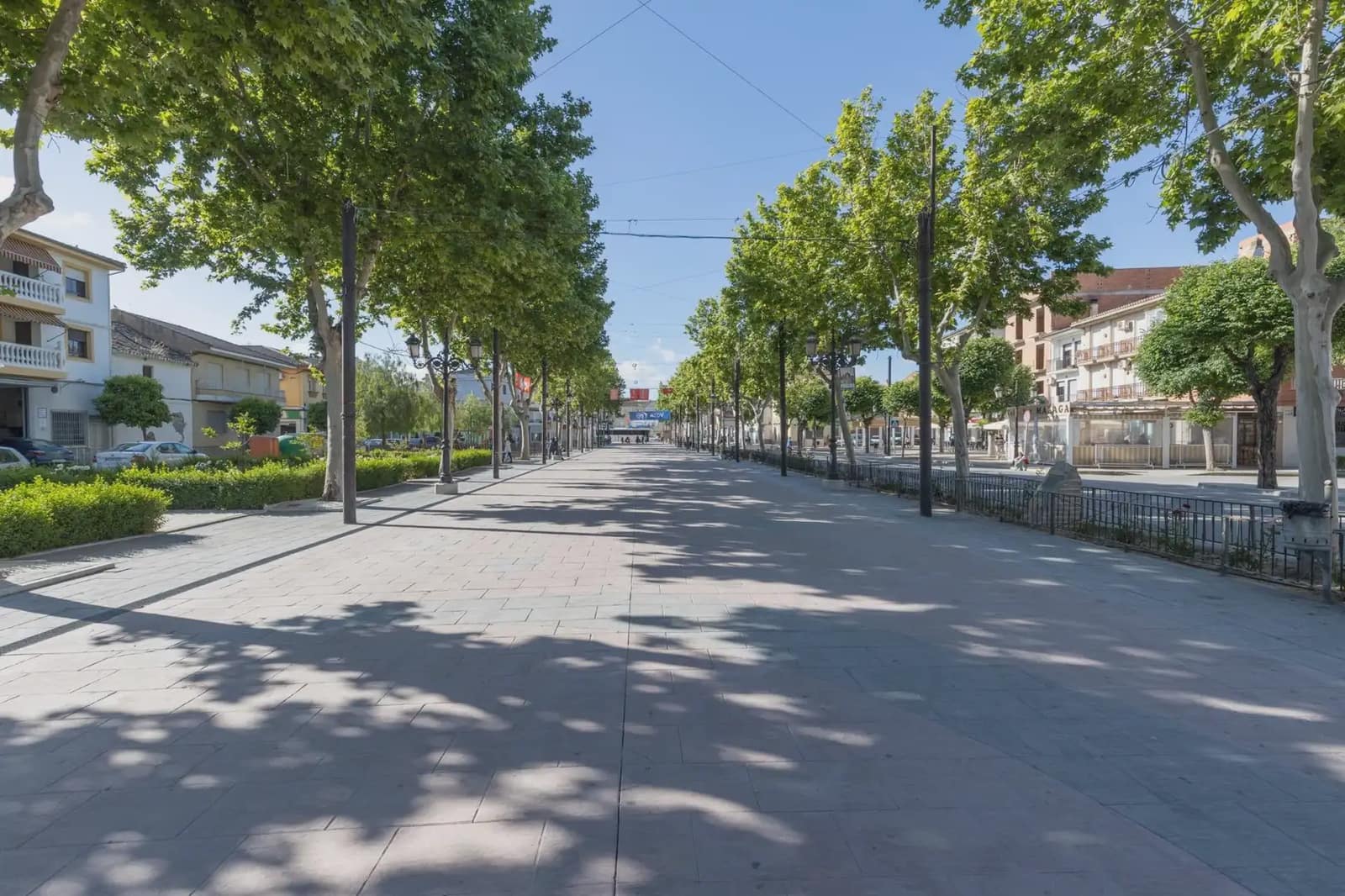 Erhverv til salg i Fuente Vaqueros - € 149.900 (Ref: 9854685)