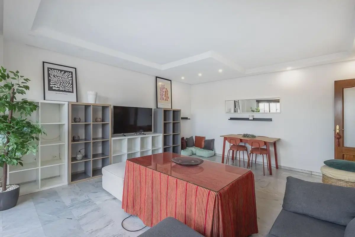 3 soveværelse Lejlighed til salg i Granada by med swimmingpool garage - € 379.000 (Ref: 9854686)