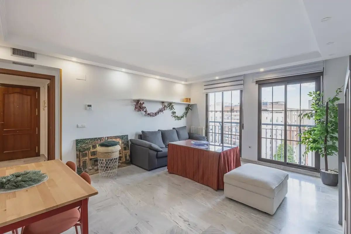 3 soveværelse Lejlighed til salg i Granada by med swimmingpool garage - € 379.000 (Ref: 9854686)