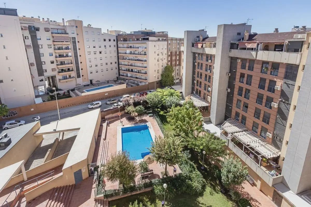3 soveværelse Lejlighed til salg i Granada by med swimmingpool garage - € 379.000 (Ref: 9854686)