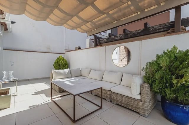 5 soverom Villa til salgs i Huétor Vega med svømmebasseng garasje - € 525 000 (Ref: 9854749)