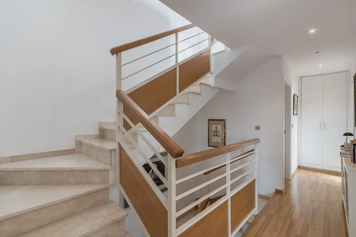5 bedroom Villa for sale in Huetor Vega with pool garage - € 525,000 (Ref: 9854749)