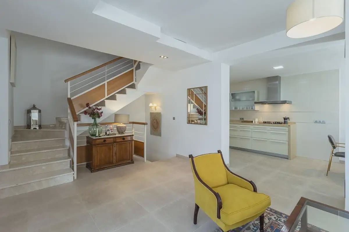 5 bedroom Villa for sale in Huetor Vega with pool garage - € 525,000 (Ref: 9854749)